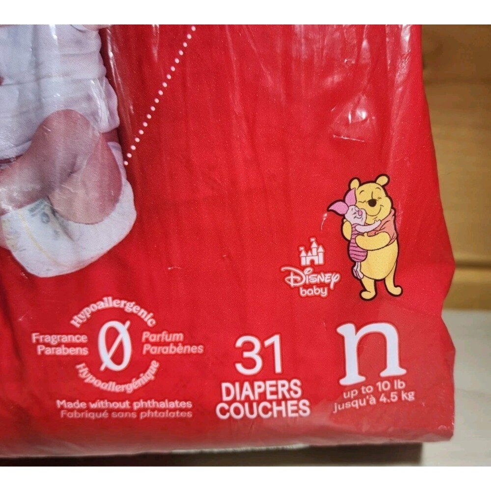 Huggies Little Snugglers Diapers - Newborn - 31 Count - Picture 3 of 3